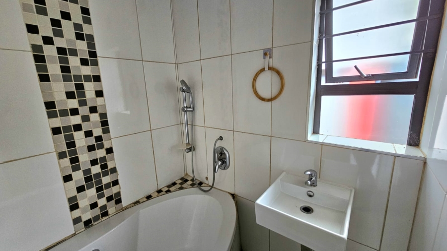 To Let 3 Bedroom Property for Rent in Schoemansville North West